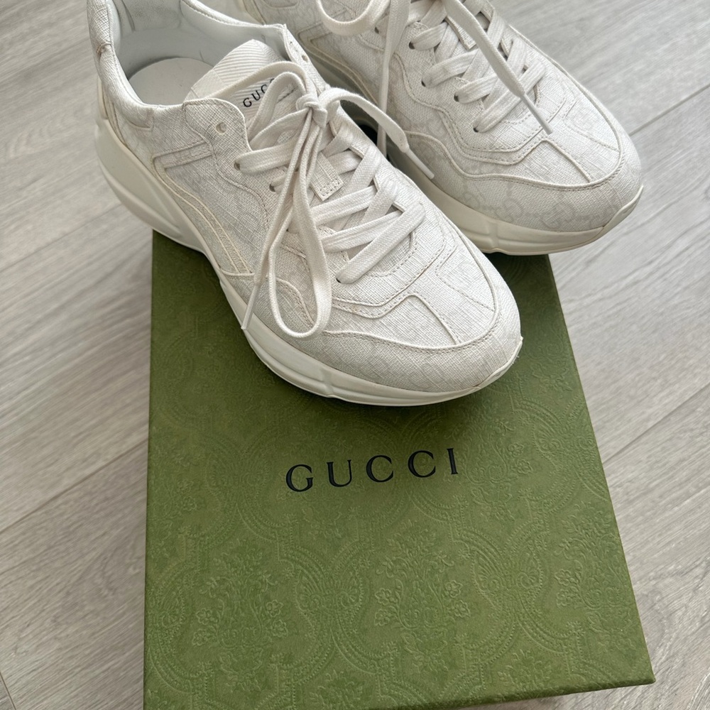 GUCCI SNEAKER- white GG Lace-Up Sneakers